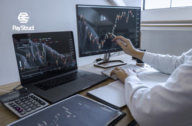 クラウド活用で在宅勤務を実現